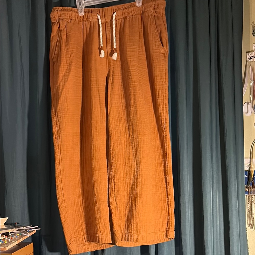 Old Navy Wide Leg Capri Linen Pants with drawstring